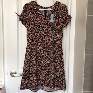 LOFT floral tie sleeve flare dress